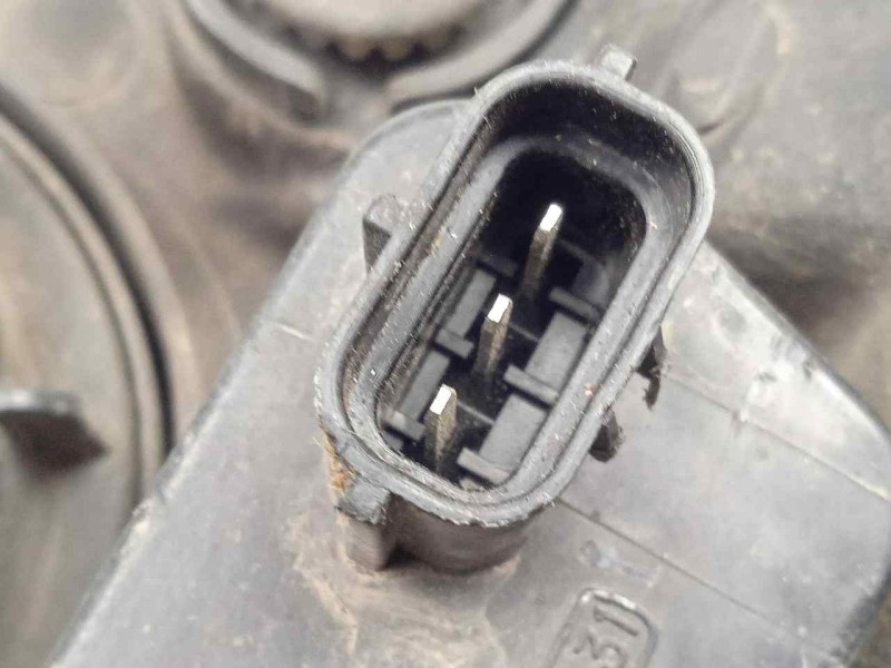 Recambio de faro derecho para hyundai elantra (xd) 2.0 crdi cat referencia OEM IAM SINREFERENCIA 04-07 AMBAR