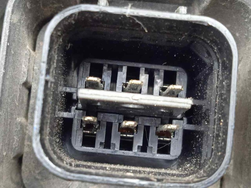 Recambio de faro derecho para hyundai elantra (xd) 2.0 crdi cat referencia OEM IAM SINREFERENCIA 04-07 AMBAR