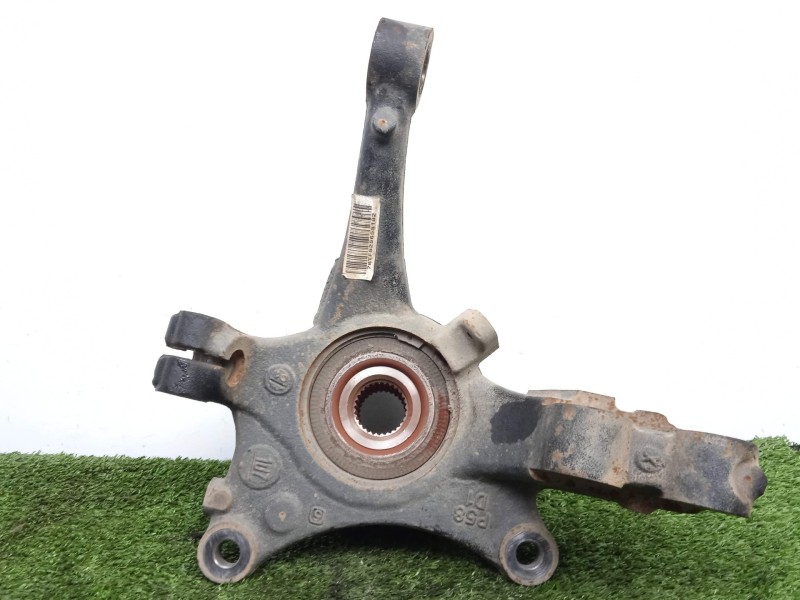 Recambio de mangueta delantera izquierda para peugeot 508 2.0 16v hdi fap referencia OEM IAM 3646A9 5X108 