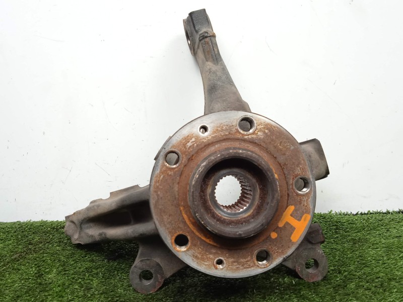 Recambio de mangueta delantera izquierda para peugeot 508 2.0 16v hdi fap referencia OEM IAM 3646A9 5X108 