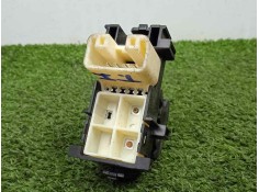 Recambio de mando elevalunas trasero izquierdo para toyota auris 1.4 turbodiesel cat referencia OEM IAM  5.PINES  2