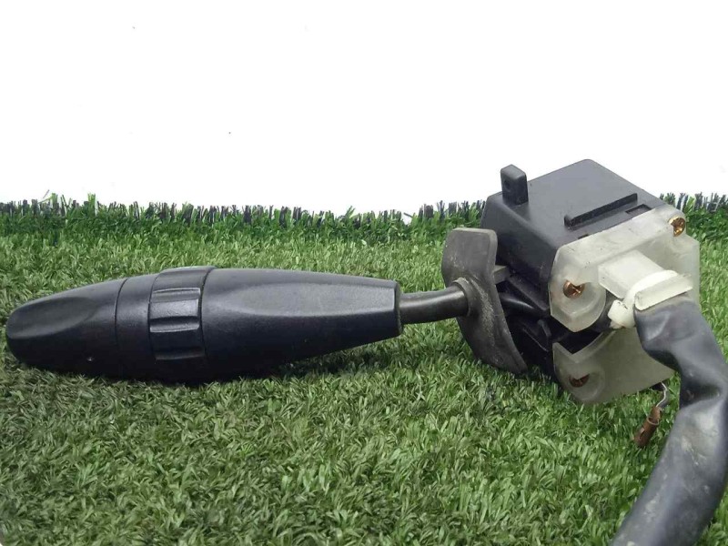 Recambio de mando limpia para ssangyong musso referencia OEM IAM   9.PIN