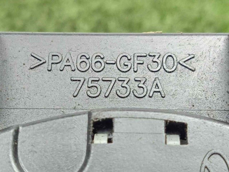 Recambio de mando limpia para hyundai accent (lc) 1.5 crdi cat referencia OEM IAM 75733A  10.PIN