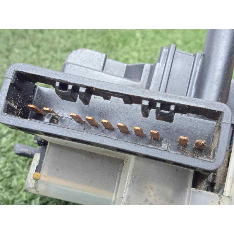 Recambio de mando limpia para hyundai accent (lc) 1.5 crdi cat referencia OEM IAM 75733A  10.PIN