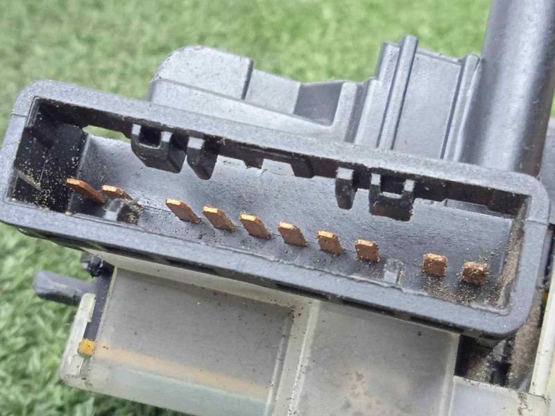 Recambio de mando limpia para hyundai accent (lc) 1.5 crdi cat referencia OEM IAM 75733A  10.PIN