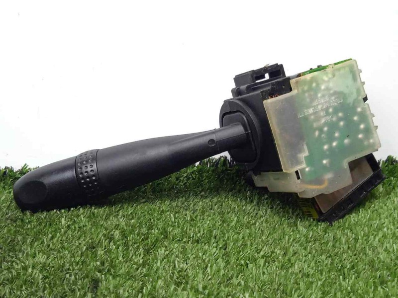 Recambio de mando limpia para hyundai accent (lc) 1.5 crdi cat referencia OEM IAM 75733A  10.PIN