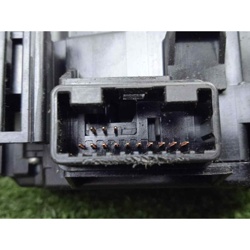 Recambio de mando luces para toyota auris 1.4 turbodiesel cat referencia OEM IAM 8414002730 2.ANTINIEBLAS 