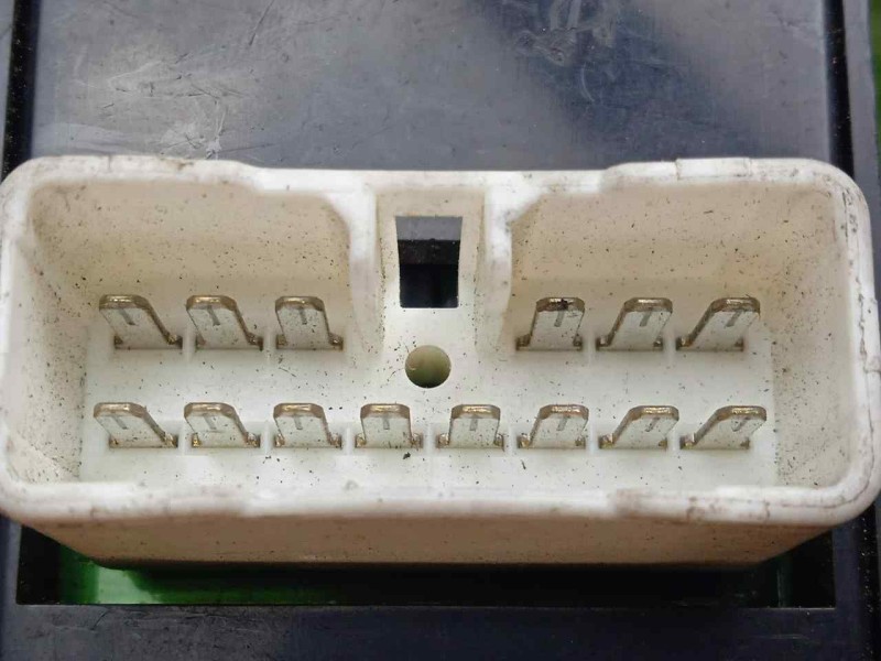 Recambio de mando elevalunas delantero izquierdo para hyundai sonata (y4) 2.0 16v cat referencia OEM IAM   