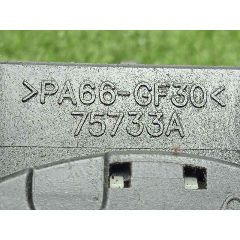 Recambio de mando limpia para hyundai getz (tb) 1.4 cat referencia OEM IAM 75733A LIMPIA TRASERO 10.PIN