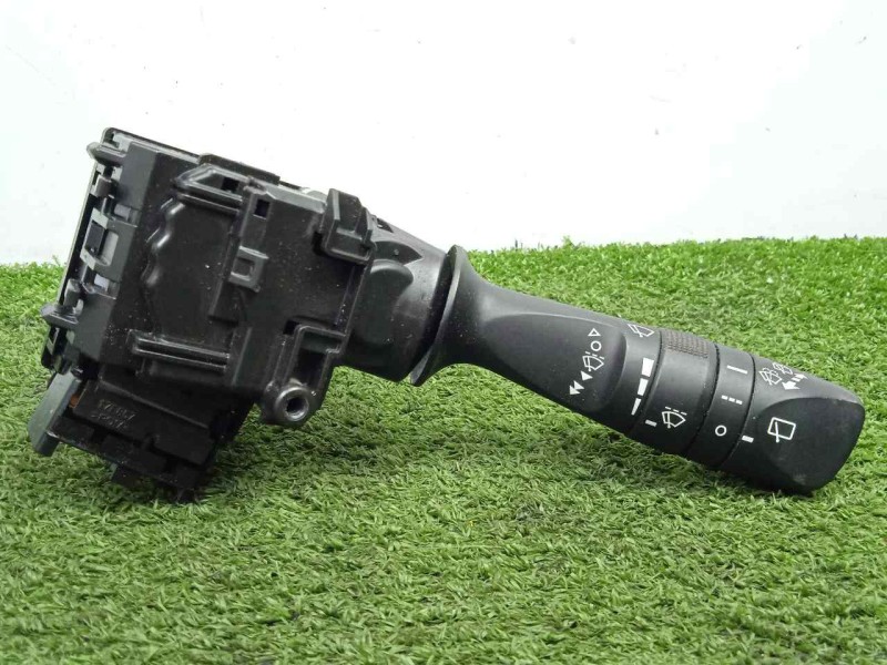 Recambio de mando limpia para toyota auris 1.4 turbodiesel cat referencia OEM IAM 8465202540  