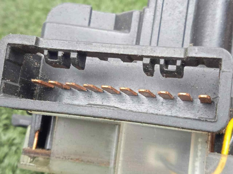 Recambio de mando limpia para hyundai getz (tb) 1.4 cat referencia OEM IAM 75733A LIMPIA TRASERO 10.PIN