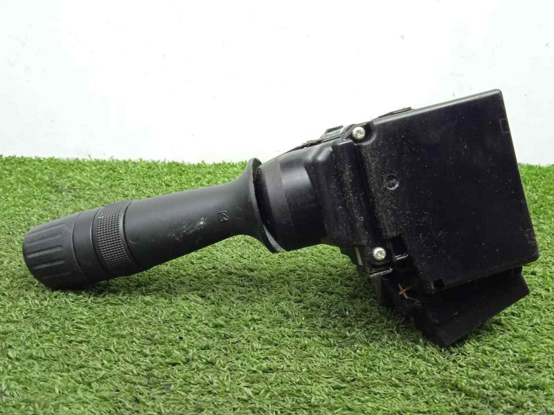 Recambio de mando limpia para toyota auris 1.4 turbodiesel cat referencia OEM IAM 8465202540  