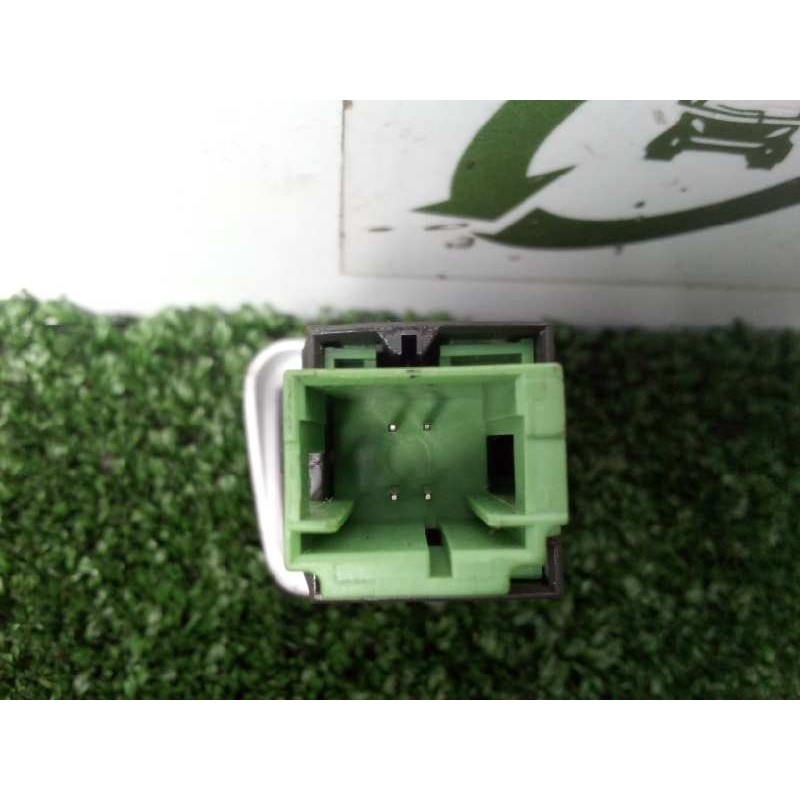 Recambio de interruptor para peugeot 2008 (--.2013) 1.2 12v vti referencia OEM IAM 96750883ZD 4.PINES 