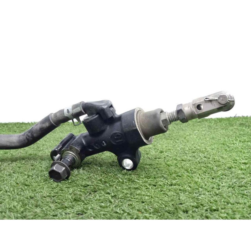 Recambio de bomba freno para yamaha fjr 1300 referencia OEM IAM 3P62583V00 TRASERA 