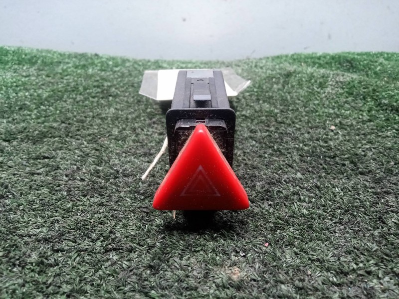 Recambio de warning para skoda octavia berlina (1u2) 1.6 referencia OEM IAM 1U0953235B 7.PINES 