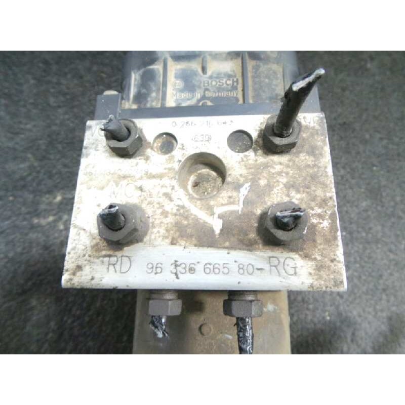 Recambio de abs para citroën xsara picasso 1.6 referencia OEM IAM 0273004353-0265216642-9633666580  BOSCH