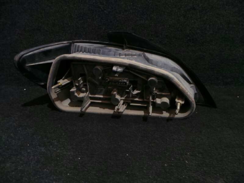 Recambio de piloto trasero derecho para peugeot 406 berlina (s1/s2) 2.0 cat referencia OEM IAM  1.SERIE 