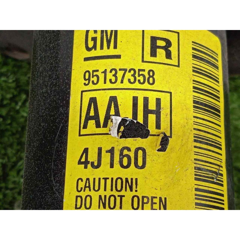 Recambio de amortiguador delantero derecho para opel mokka 1.7 16v cdti referencia OEM IAM 95137358  
