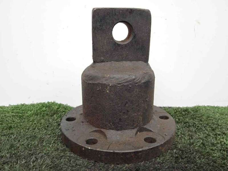 Recambio de tapacubos para land rover 88 2.3d referencia OEM IAM  TIPO MILITAR 