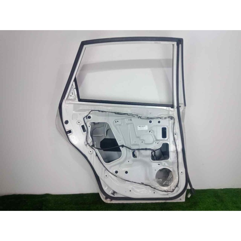 Recambio de puerta trasera izquierda para subaru impreza g12 2.0 cat referencia OEM IAM   