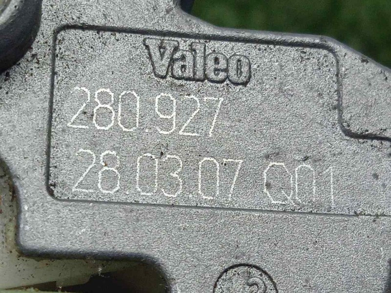 Recambio de mando limpia para volkswagen crafter caja cerrada referencia OEM IAM A9065450310-280927 INTERMITENCIAS 6.PIN