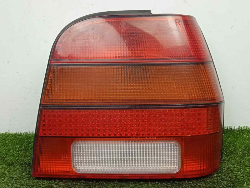 Recambio de piloto trasero derecho para volkswagen polo (801/803) 1.3 referencia OEM IAM 871945112C 3.PUERTAS 