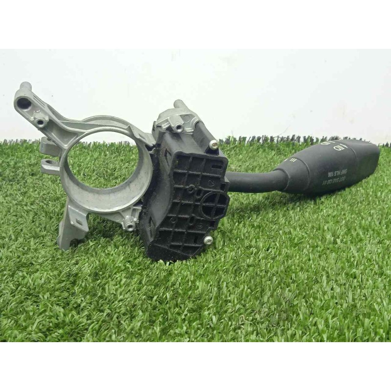 Recambio de mando limpia para volkswagen crafter caja cerrada referencia OEM IAM A9065450310-280927 INTERMITENCIAS 6.PIN