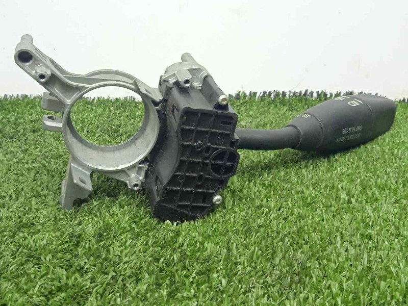 Recambio de mando limpia para volkswagen crafter caja cerrada referencia OEM IAM A9065450310-280927 INTERMITENCIAS 6.PIN