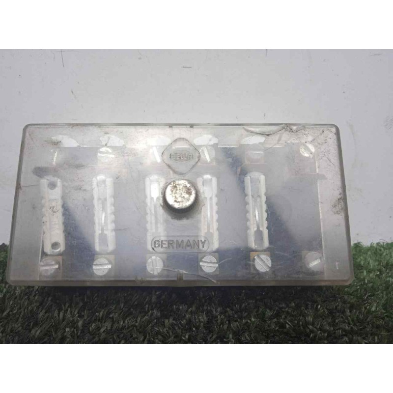 Recambio de caja reles / fusibles para land rover 88 2.3d referencia OEM IAM 193097  