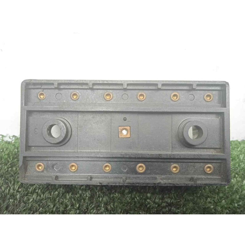 Recambio de caja reles / fusibles para land rover 88 2.3d referencia OEM IAM 193097  
