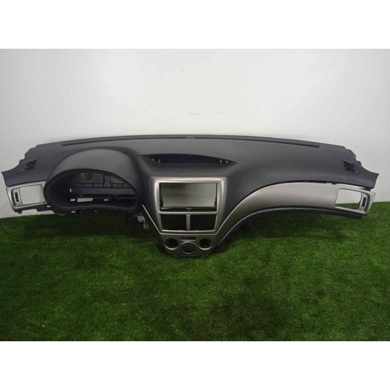 Recambio de salpicadero para subaru impreza g12 2.0 cat referencia OEM IAM   