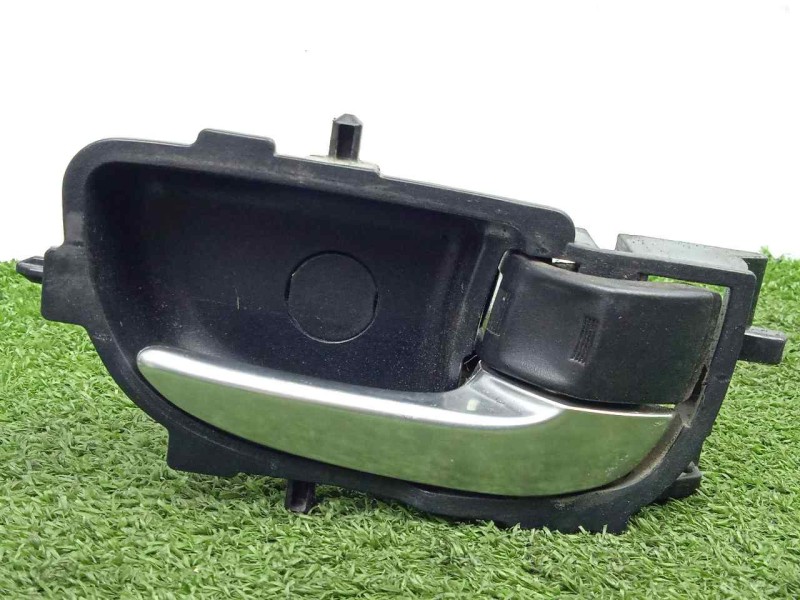 Recambio de maneta interior trasera derecha para toyota auris 1.4 turbodiesel cat referencia OEM IAM 692050D270-692050D200  