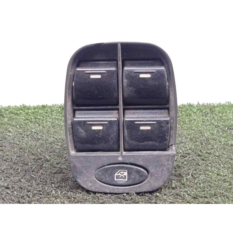 Recambio de mando elevalunas delantero izquierdo para tata indica 1.4 diesel referencia OEM IAM  4 BOTONES BOTON CENTRAL 4 BOTON