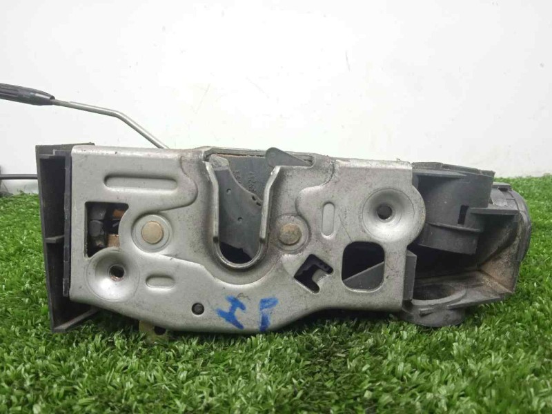 Recambio de cerradura puerta delantera izquierda para mercedes-benz clase a (w168) 1.6 cat referencia OEM IAM   