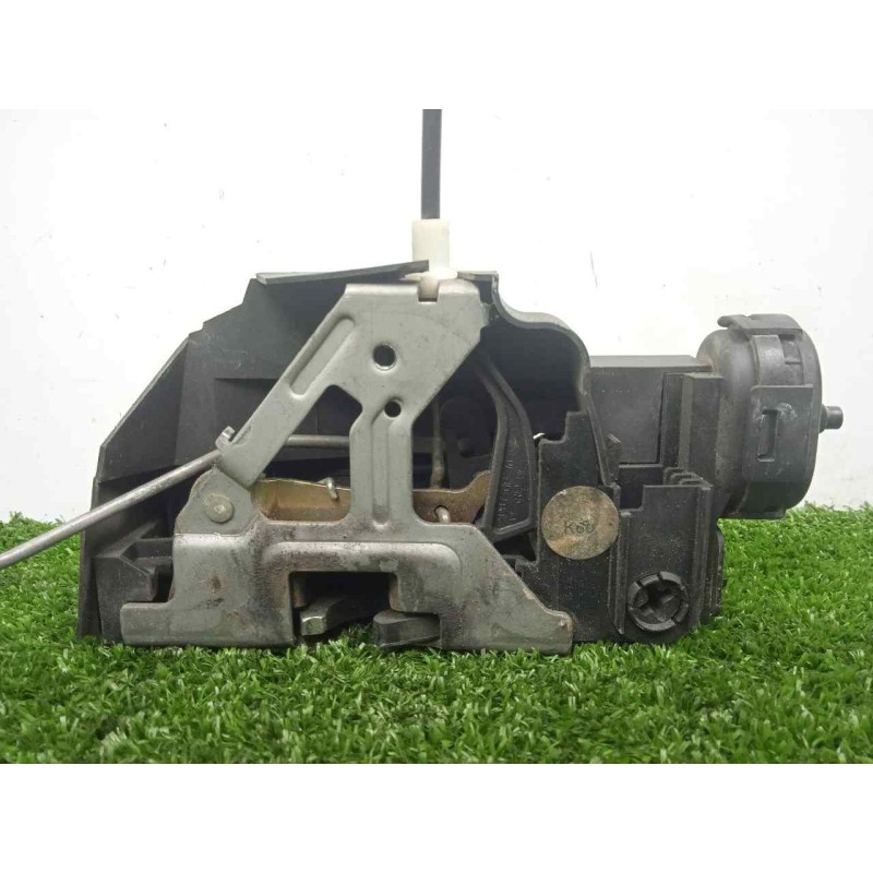 Recambio de cerradura puerta delantera izquierda para mercedes-benz clase a (w168) 1.6 cat referencia OEM IAM   