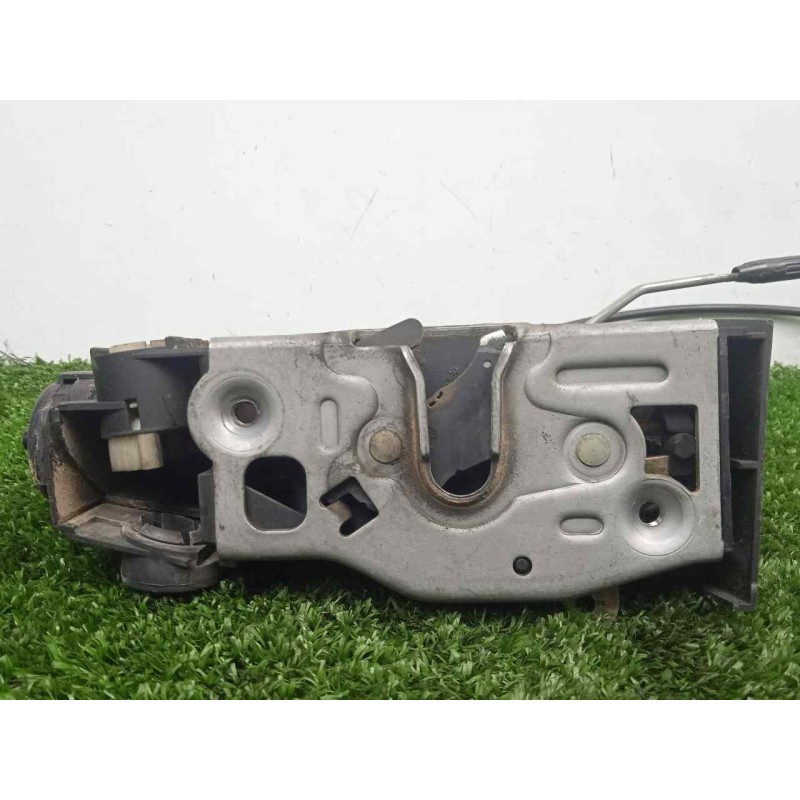 Recambio de cerradura puerta delantera derecha para mercedes-benz clase a (w168) 1.6 cat referencia OEM IAM   