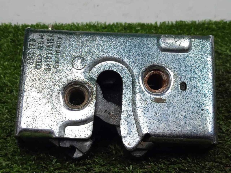 Recambio de cerradura puerta delantera derecha para audi 80/90 (893) 2.3 cat (ng) referencia OEM IAM 8A1837016A  