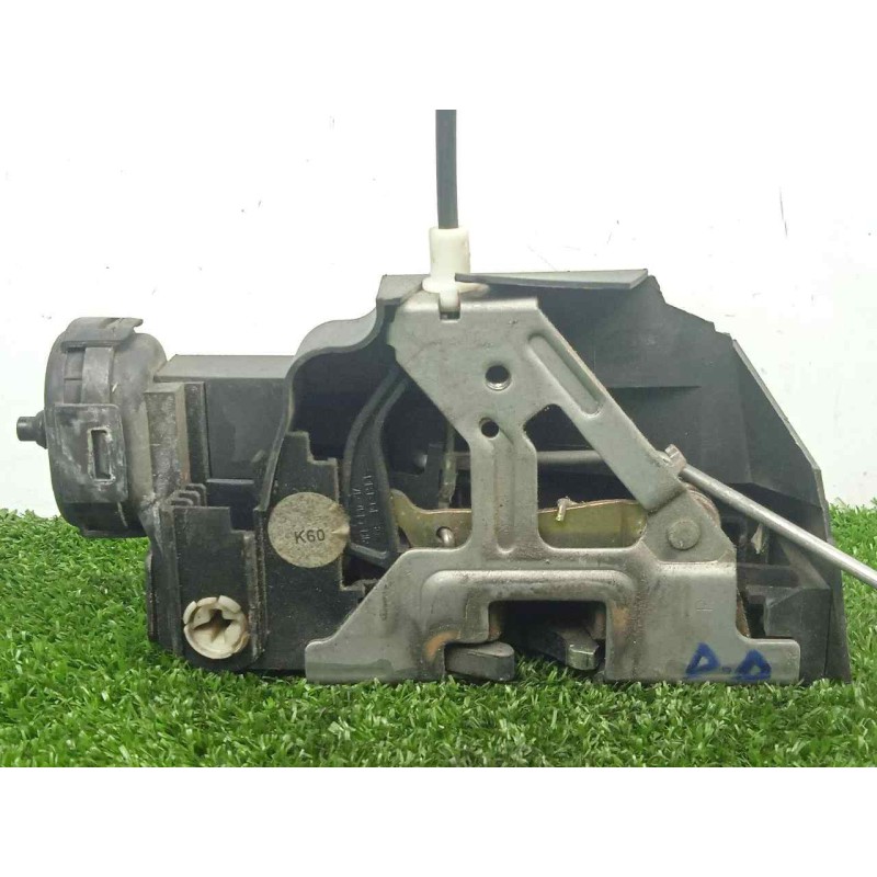 Recambio de cerradura puerta delantera derecha para mercedes-benz clase a (w168) 1.6 cat referencia OEM IAM   