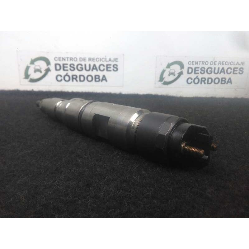 Recambio de inyector para volvo fl xxx referencia OEM IAM 04902825-0445120064-0986435529 BOSCH 