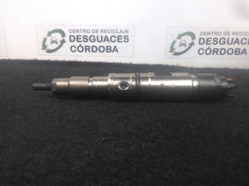 Recambio de inyector para volvo fl xxx referencia OEM IAM 04902825-0445120064-0986435529 BOSCH 