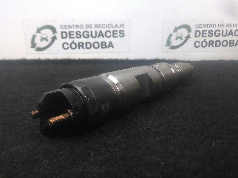 Recambio de inyector para volvo fl xxx referencia OEM IAM 04902825-0445120064-0986435529 BOSCH 