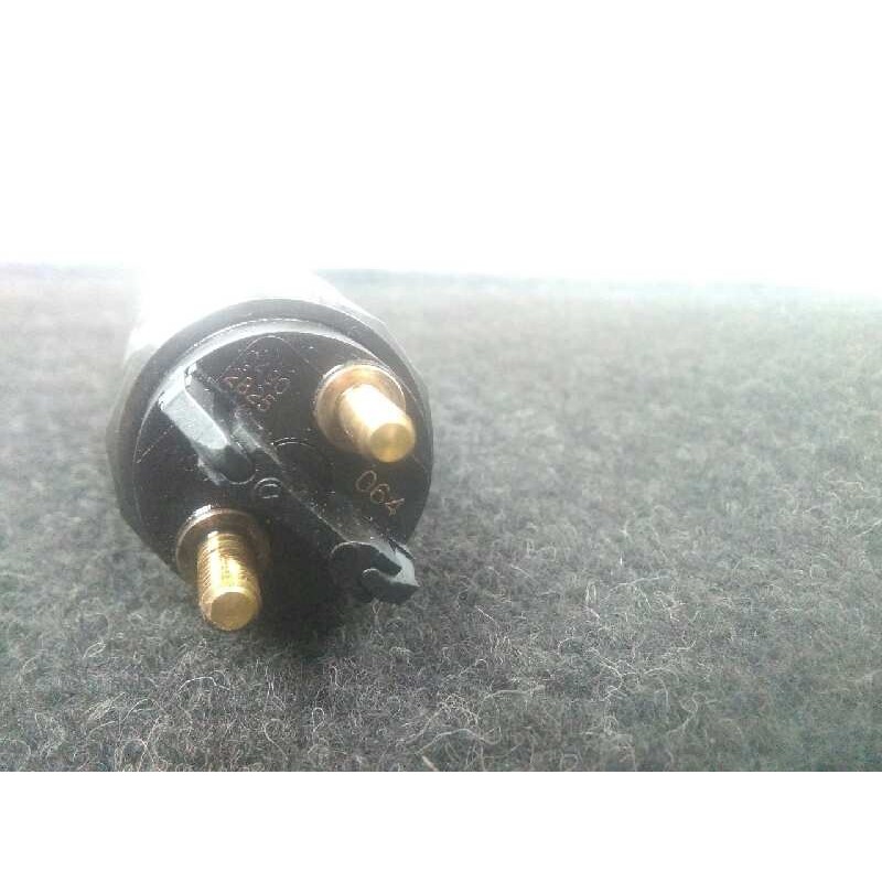 Recambio de inyector para volvo fl xxx referencia OEM IAM 04902825-0445120064-0986435529 BOSCH 