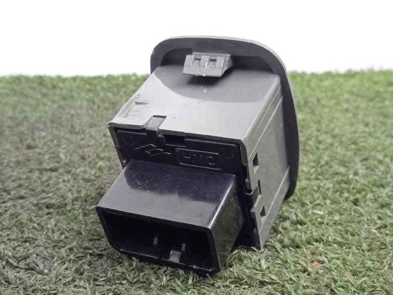 Recambio de mando elevalunas delantero izquierdo para hyundai atos (mx) 1.0 cat referencia OEM IAM 9357002000  