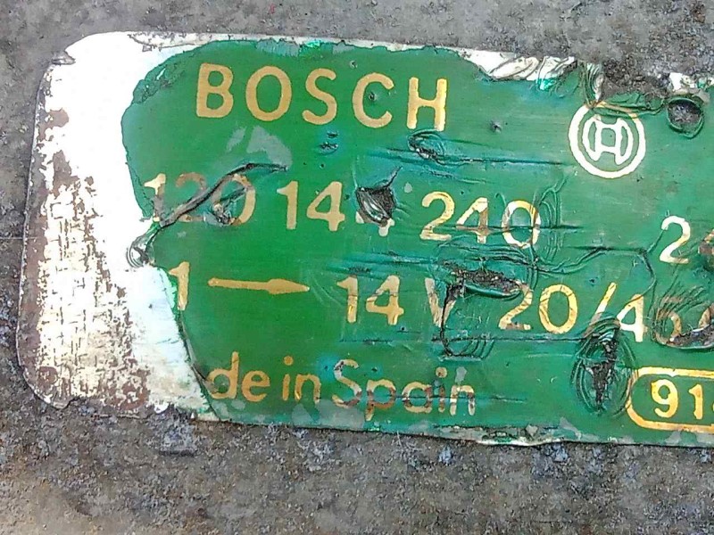 Recambio de alternador para fiat panda referencia OEM IAM 9120144240 BOSCH - 45AH - 12V POLEA.FIJA - 1.CANAL