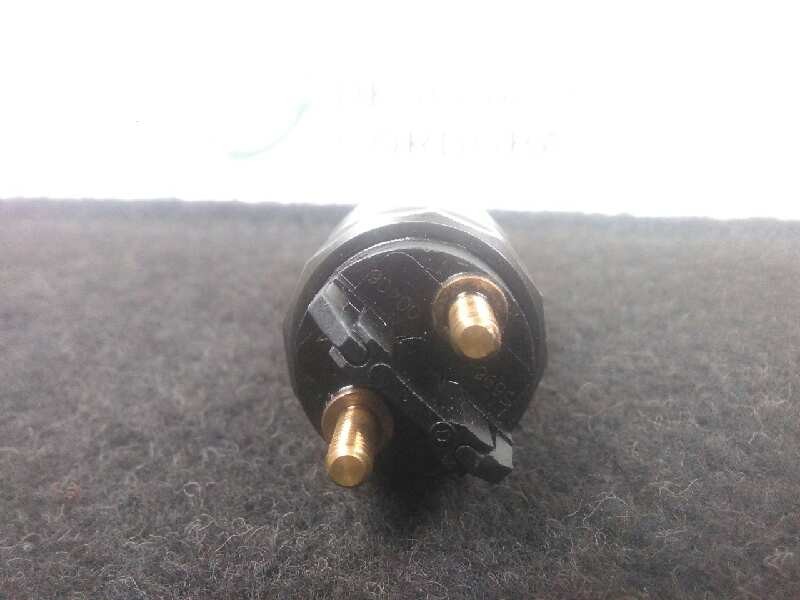 Recambio de inyector para volvo fl xxx referencia OEM IAM 04902825-0445120064-0986435529 BOSCH 