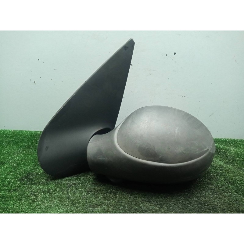 Recambio de retrovisor izquierdo para peugeot 206 berlina 1.9 diesel referencia OEM IAM SINREFERENCIA MANUAL NEGRO.PLASTICO