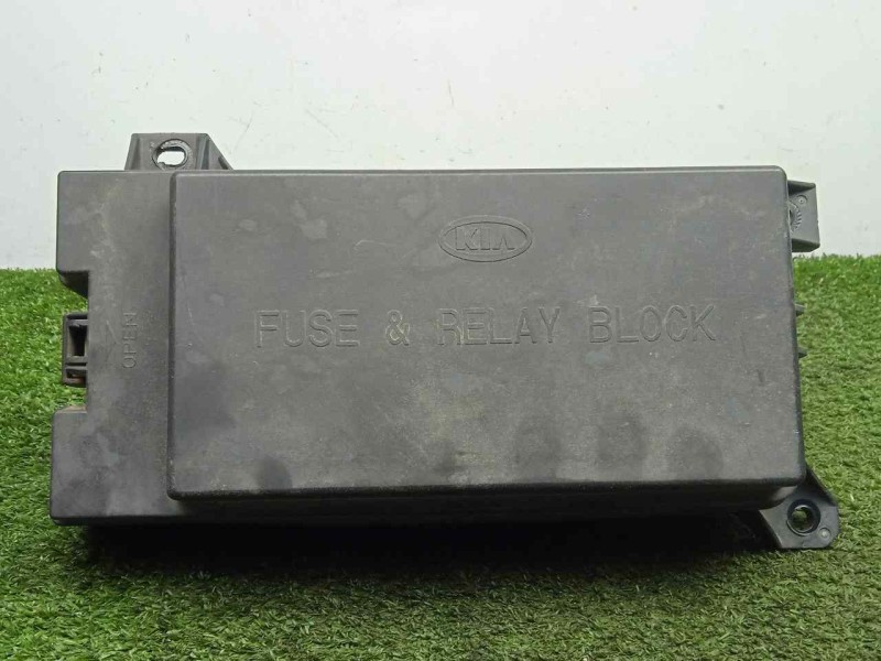 Recambio de caja reles / fusibles para kia sorento 2.5 crdi cat referencia OEM IAM 911603E070-10051012082  