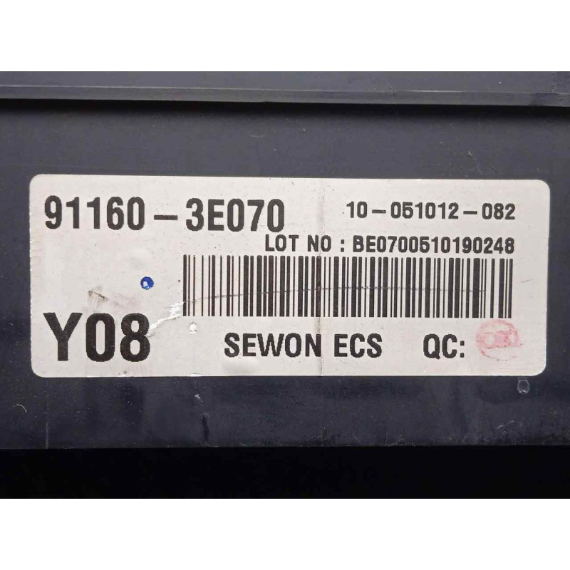 Recambio de caja reles / fusibles para kia sorento 2.5 crdi cat referencia OEM IAM 911603E070-10051012082  