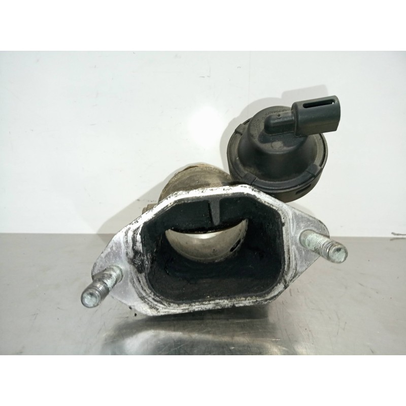 Recambio de caja mariposa para audi a4 berlina (8e) 2.5 tdi quattro (132kw) referencia OEM IAM 8E0145950A  