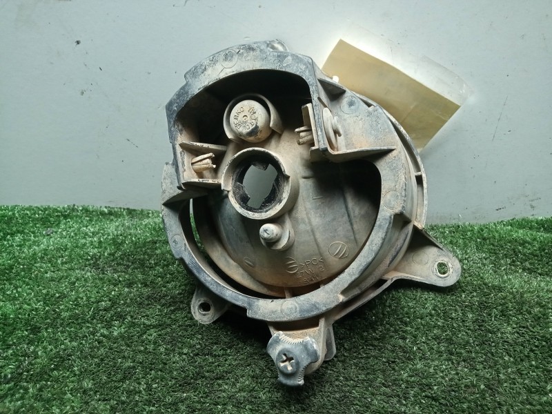 Recambio de faro antiniebla izquierdo para kia sorento 2.5 crdi cat referencia OEM IAM SINREFERENCIA 02/06 